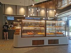 面包甜点陈列柜-奈雪的茶(中粮祥云小镇店)