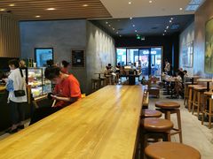 -星巴克(广州百信广场东区店)