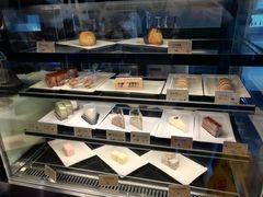 面包甜点陈列柜-麦当劳(未来城购物中心店)