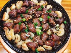 -老东镇啤酒屋海鲜加工·蒸汽海鲜·海鲜烧烤(台东店)