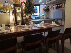 -Thai Pothong Restaurant