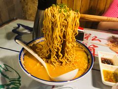 -辉记炭烧海鲜大排档·老字号(福田店)