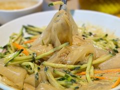 -关东小磨东北菜(上海长风大悦城店)