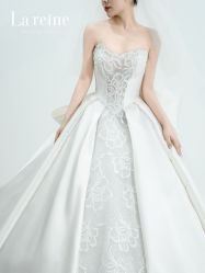 -拉瑞娜LaReine婚纱礼服高级定制