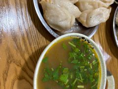 -黄阿姨锅贴大王(万航渡路店)