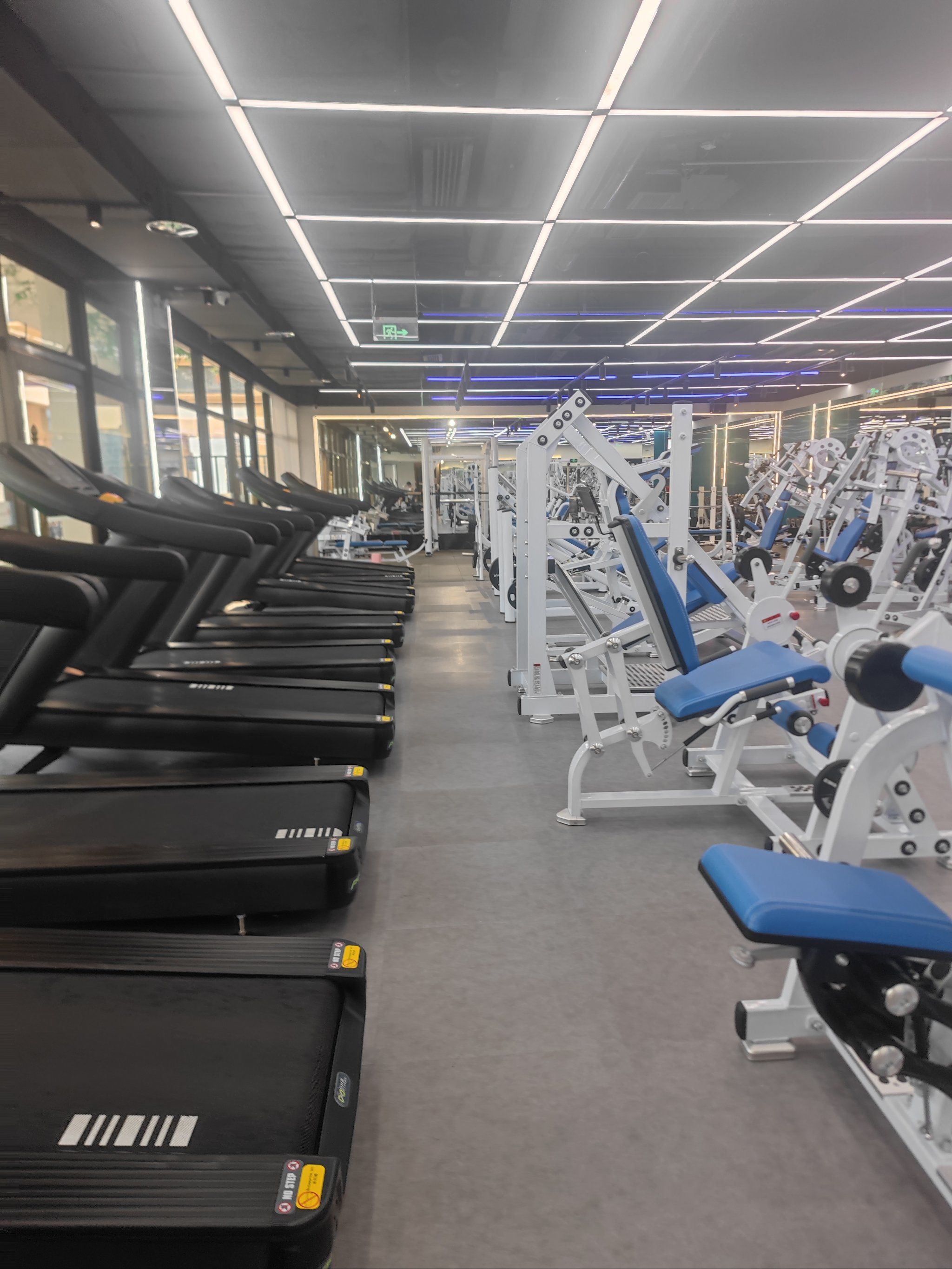 这家健身房两百多一个月