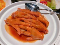砂锅煨凤爪-海派悦庭·海胆烧麦·新融合菜(凯德广场店)
