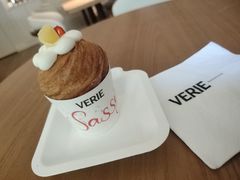 -VERIE BAKEHOUSE