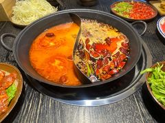 -冯校长老火锅(中联广场店)