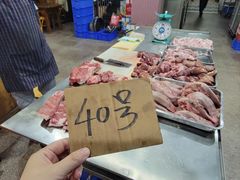 -标记美食新鲜猪杂(兴南大道店)