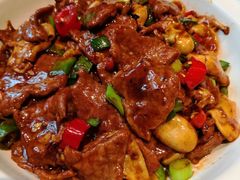 牛肉烧鱼泡-王府井酒店(金桥港湾店)