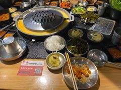 -哈哈碳都·牛肋条无限自助烤肉(宝龙店)