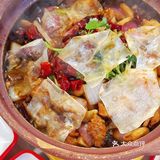 谁懂！竟然在肥肠煲里面吃到“卫生纸”