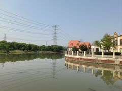 -蓝精灵乐园·世茂精灵之城主题乐园