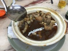 -新峰肉骨茶
