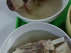 -周震馄饨