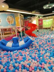 -木马王国淘气堡儿童乐园