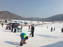 -中旅松花湖滑雪场