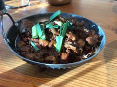 -野山舂·贵州现舂酸汤火锅(鸿通城店)