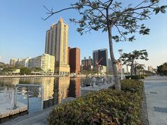 -高雄爱河