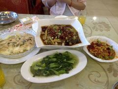 android_upload_pic-川流不息·地道川菜·小龙虾(新松江路店)