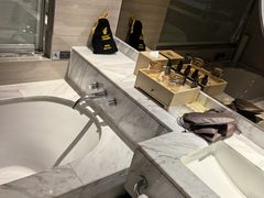 -上海中航虹桥机场泊悦酒店