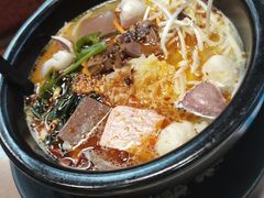 鱿鱼血旺米线-灵芝妹子海鲜米线(香炉礁山姆店)