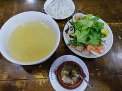 -德致祥云南过桥米线(云天小苑店)