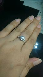 -威德钻石-克拉钻大本营(南京东路店)