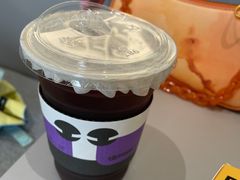 -怪物困了·咖啡(金地龙城店)