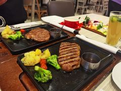 -必胜客(绿地新都会店)