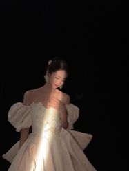 -雪中彩影婚纱摄影·微光艺术中心