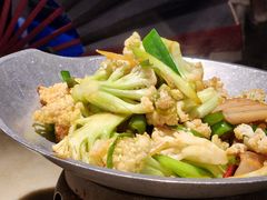 干锅丽水香菇花菜-探花·意境江南菜·唐伯虎文化体验店·松鼠桂鱼(观前店)
