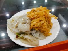 小菜-牛一嘴·兰州牛肉面·大盘鸡(财富中心店)