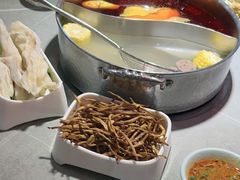 -宴全牛粤来越牛潮汕鲜牛肉火锅(海州万达广场店)