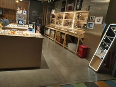 -棱石眼镜(CP静安店)