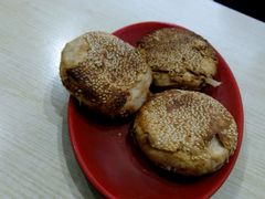 -洪峰浩老北京烧饼夹肉(角门路店)
