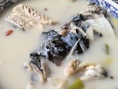 -美顺香食府鱼头老店(雪野湖店)