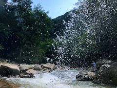 -雅鲁激流探险漂流