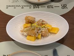 香酥青芥蟹籽虾丸子-一沙一城·岩烤牛扒(深圳首店)