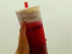-沪上阿姨鲜果茶(世茂广场宽厚里店)