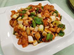 宫保鸡丁-东四民芳餐厅(世茂工三店)