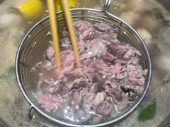 -领鲜潮牛鲜牛羊肉火锅(宏昌店)