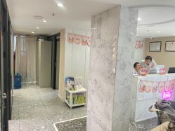 -咪咪专业脱毛连锁机构