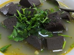 -春雨羊汤店(广开四马路总店)