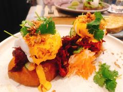 -FLOVIE FLORIST CAFE