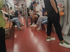 -建国门(地铁站)