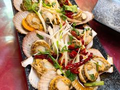 烤扇贝-老东镇啤酒屋海鲜加工·蒸汽海鲜·海鲜烧烤(台东店)