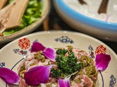 -山城鼎重庆老火锅(西安钟楼店)