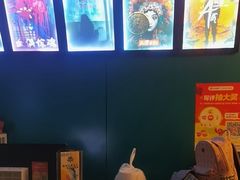 -荒岛实景沉浸密室(江汉路1店)